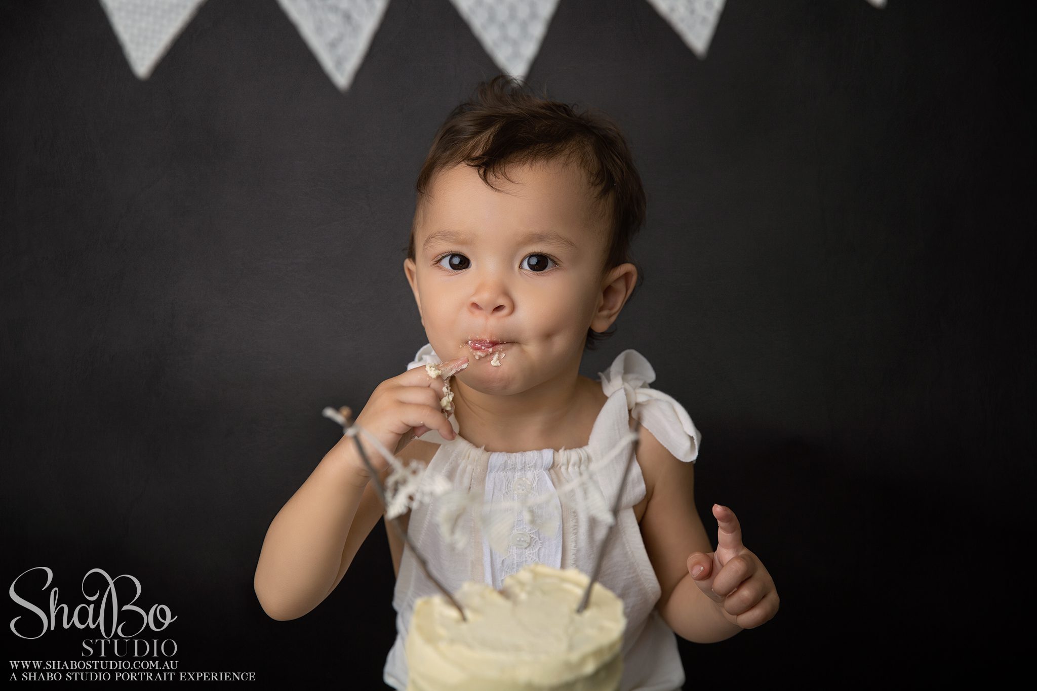Perth Cake Smash Photographer ShaBo STUDIO